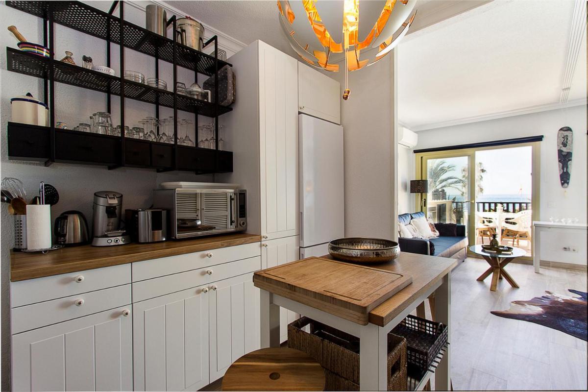 Sea Front In Apartamento *